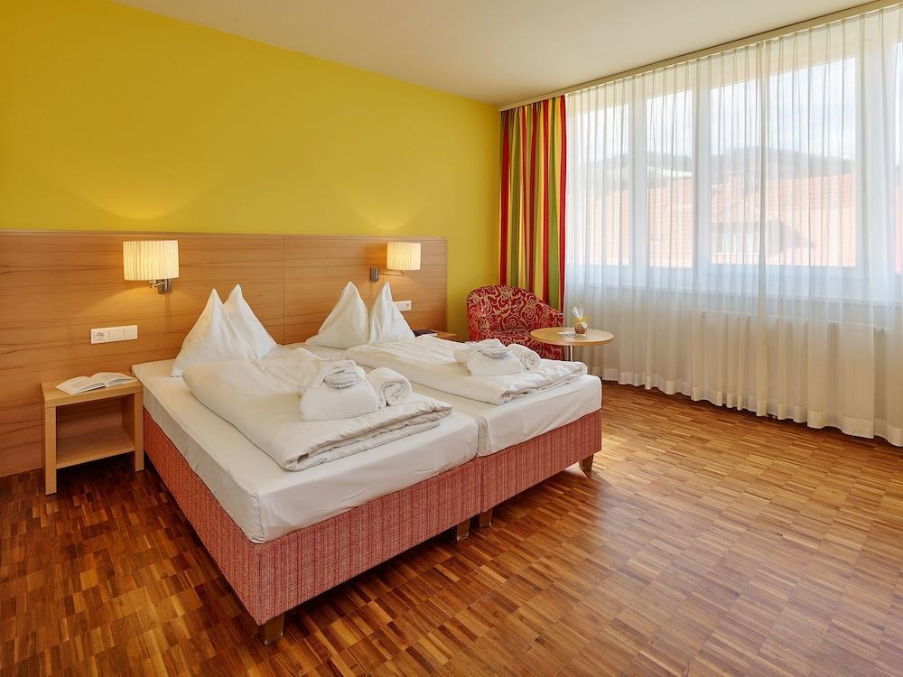 Lambrechterhof - Das Naturparkhotel Sankt Lambrecht Ngoại thất bức ảnh