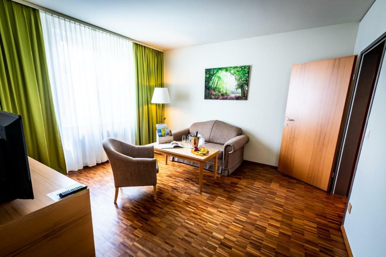 Lambrechterhof - Das Naturparkhotel Sankt Lambrecht Ngoại thất bức ảnh