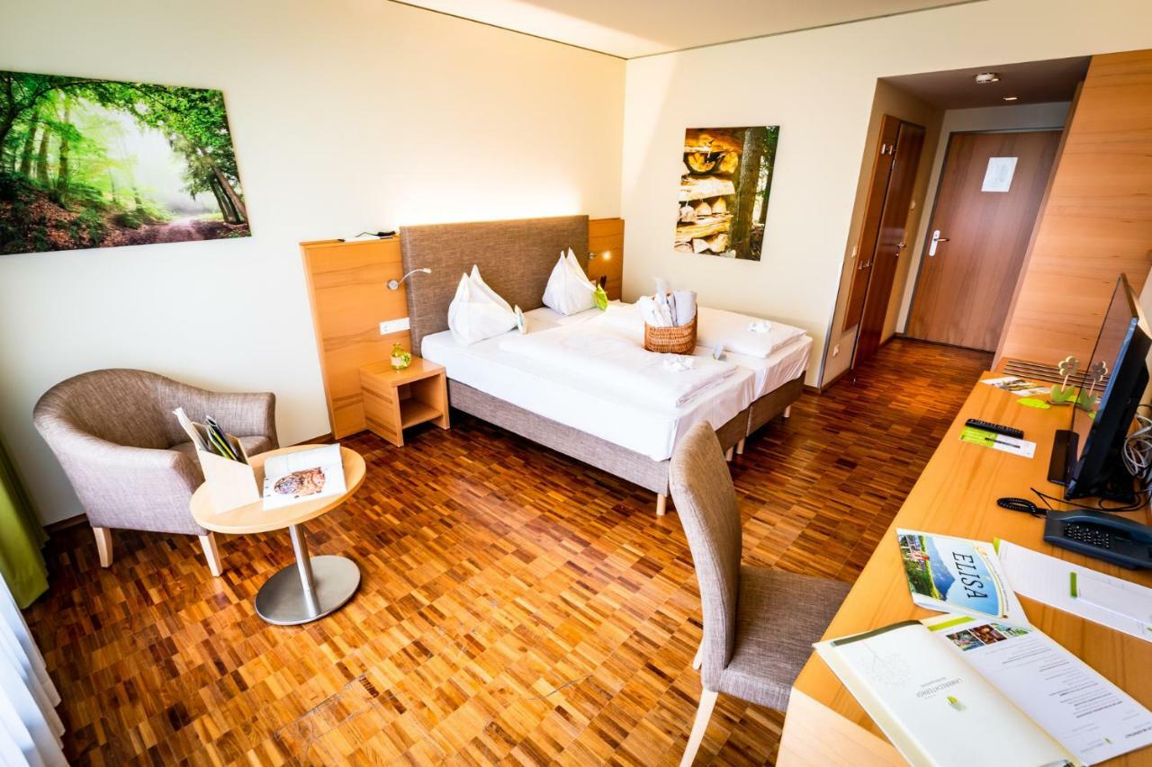 Lambrechterhof - Das Naturparkhotel Sankt Lambrecht Ngoại thất bức ảnh