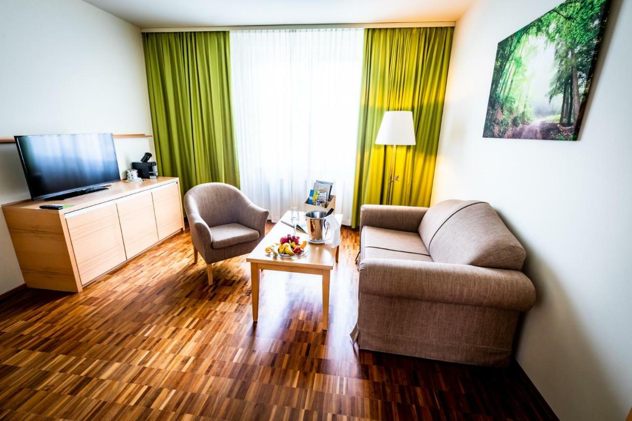 Lambrechterhof - Das Naturparkhotel Sankt Lambrecht Ngoại thất bức ảnh