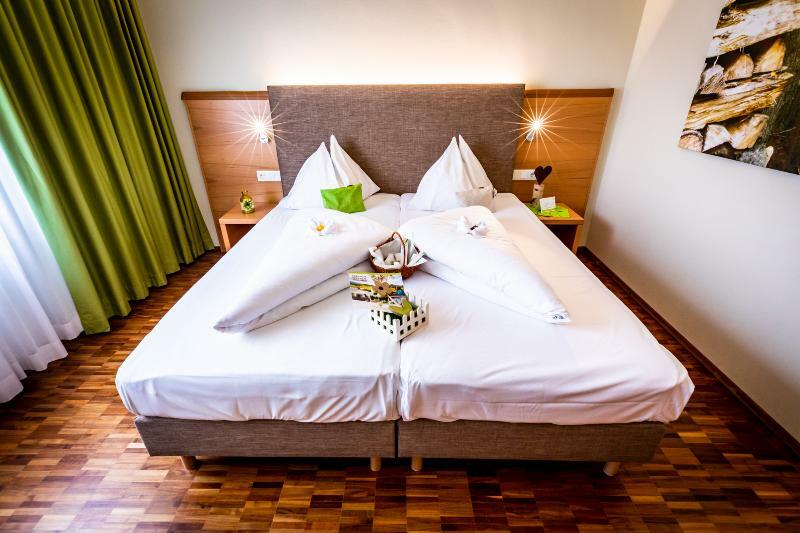 Lambrechterhof - Das Naturparkhotel Sankt Lambrecht Ngoại thất bức ảnh